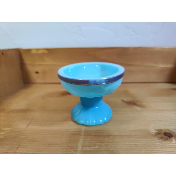 Vintage Avon Blue Milk Glass Pedestal Soap Dish ~4x2" Slight Mark - Picture 4 of 9